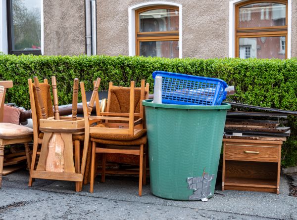 Chair Disposal Service in Waxahachie